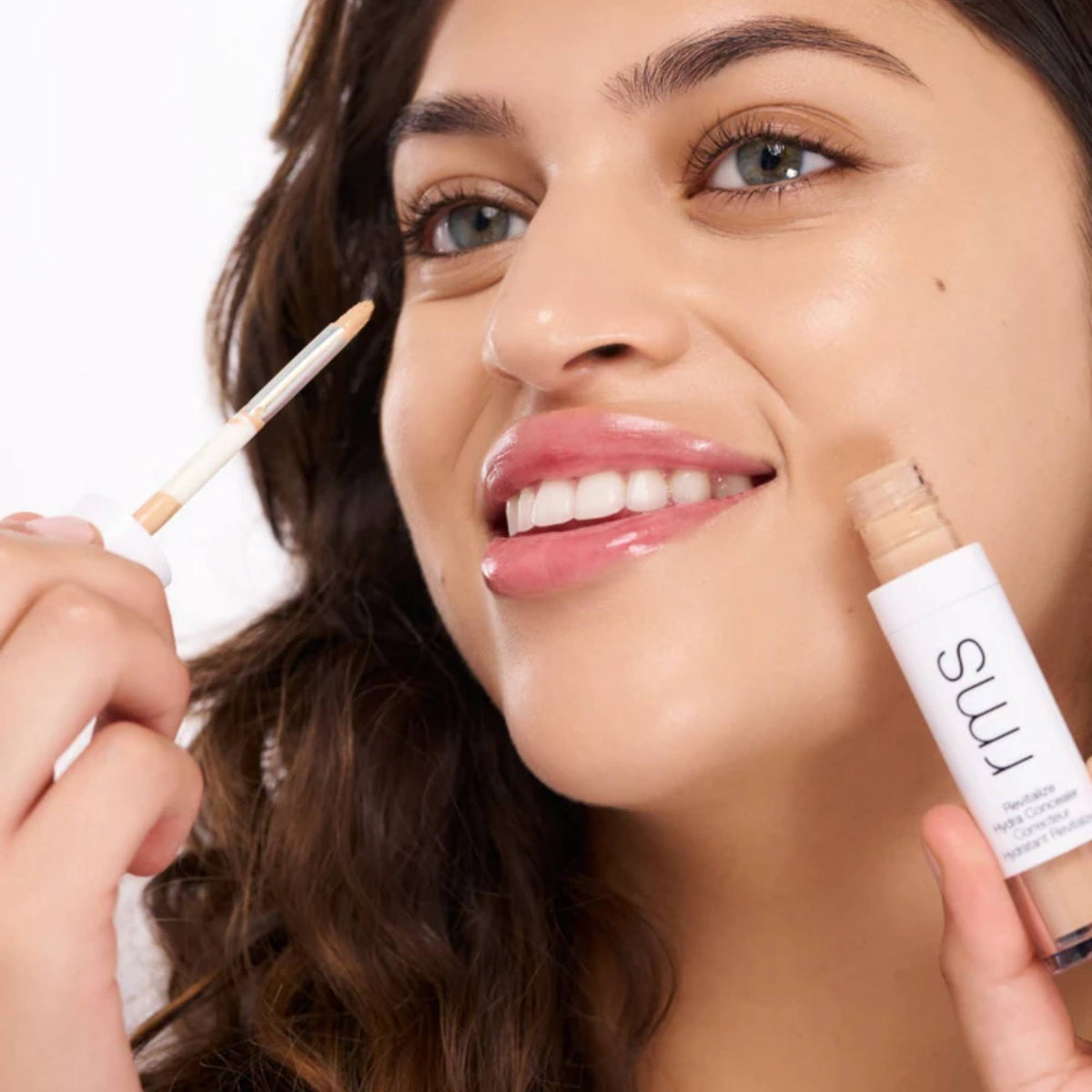 What Does Concealer Do? Benefits and Uses Explained